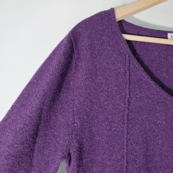 Knit & Link Women's Purple  100% Cashmere V-neck Ribbed Cuffs Sweater Sz Medium - Picture 4 of 11